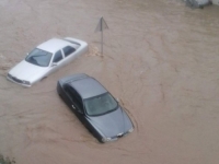 NE DAJTE DA VAS PREVARE: Kako prepoznati automobil koji je bio u poplavi