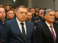 SVE ZA VLAST: Nakon Dodika i Siniša Karan kažnjen i to zbog zloupotrebe djece u...