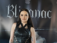 POZNATA PJEVAČICA SATIMA ZAROBLJENA NA AERODROMU U ŠVEDSKOJ: 'Nikome nije jasno o čemu se radi'