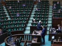 PARLAMENTARAC POZVAO NA PROTESTE ZATO ŠTO VIDEO IGRICA NIJE IZAŠLA: Parlament na nogama zbog GTA VI (VIDEO)