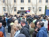 'SVIM SRCEM UZ NOVI SAD': Banjalučki studenti se okupili povodom godišnjice pada nadstrešnice u Srbiji