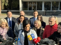 'NAŠ RAD TRAJE 24 SATA': Roditelji njegovatelji ispred Narodne skupštine RS traže izmjene zakona i   sistemska rješenja