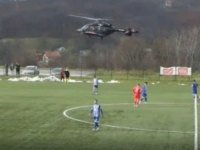 HELIKOPTER VLADE RS SLETIO NA TEREN I PREKINUO UTAKMICU: Ko se nalazio u njemu?