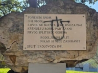 NA UDARU VANDALA: Uoči protesta u Splitu išarana ploča Prvom splitskom partizanskom odredu