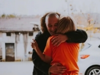 TREBA POMOĆI AKO MOŽEŠ: Nakon više od tri decenije, porodica iz Širokog srela dječaka Samira kojem je pomogla u ratu (FOTO)