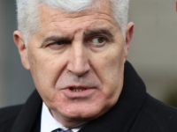 ZGRADU AMBASADE SAD-a PRVI JE NAPUSTIO DRAGAN ČOVIĆ: Zahvalio se 'američkim prijateljima'