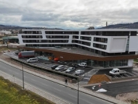 LJEPOTICA NA VRBASU: Najbogatiji bh. mesar izgradio impresivnu zgradu i promijenio vizuru grada (FOTO, VIDEO)