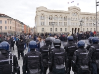 PANIKA U MUP-u SRBIJE: Svim pripadnicima Žandarmerije stigla poruka na Viber