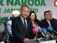 SDA U NEVJERICI: 'Usred blokade države, Trojka služi interesima HDZ-a i SNSD-a!'