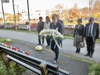 SORECA I AMBASADORI DRŽAVA ČLANICA EU U TUZLI: Posjeta počela odavanjem počasti žrtvama nedavnog požara u Domu penzionera