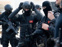 HAOS NA JUGU SUSJEDSTVA: Članovi kriminalnih grupa divljali na cesti, potom prijetili policiji