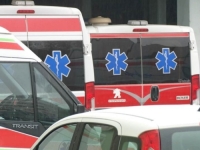 UŽASNE VIJESTI STIŽU SA BANJICE U BEOGRADU: Automobil uletio među ulične prodavače, ima povrijeđenih (VIDEO)