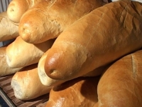 NOVI UDARAC NA DŽEP GRAĐANA: Rast minimalne plate mogao bi donijeti poskupljenje hljeba