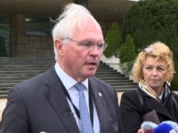 BIVŠI AMERIČKI AMBASADOR BRANI THACIJA: 'Nije sudjelovao u donošenju odluka i nije predvodio OVK-a tokom rata...'