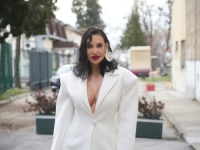 GOLA LEĐA I ZADNJICA U PRVOM PLANU: Katarina Grujić objavila snimak iz teretane