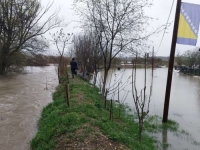 SVE JE POD VODOM: Obustavljen saobraćaj na magistralnoj cesti, izlila se rijeka...
