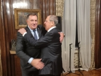 'FOREIGN POLICY' ANALIZIRA AMERIČKI DAR KREMLJU: Ukidanje sankcija Dodiku ruši mir u BiH