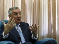 DRAMA U SUSJEDSTVU: Milo Đukanović optužen za kršenje zakona, sakrio  podatke o skupim satovima