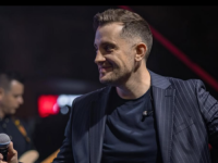 MIRZA SELIMOVIĆ NASTUPIO U BEOGRADSKOM 'SAVA CENTRU': Otpjevao i dvije pjesme Halida Bešlića