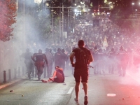 BEOGRAD NA RUBU NOVOG HAOSA: Puni se Ćacilend, stižu demonstranti, režimski mediji targetiraju nove neprijatelje... (FOTO, VIDEO)