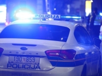 INCIDENT U SPLITU: Pedeset maskiranih mladića upalo na Dane srpske kulture i prekinulo program