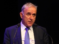 ZDRAVKO PONOŠ OTKRIO PREVARU PREDSJEDNIKA SRBIJE: Zaključak Vlade demantuje Vučića, zakupac besplatno stiče pravo svojine nad zemljištem Generalštaba