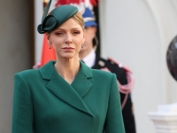 ČISTA ELEGANCIJA: Princeza Charlene oduševila modnom kombinacijom koju bi nosila i Kate Middleton (FOTO)