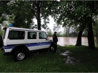 DRAMATIČNA UPOZORENJA ZA 'SB' IZ PU SISAČKO-MOSLOVAČKE: Svaki dan ilegalni migranti pokušavaju ući iz BiH, krijumčare ih...