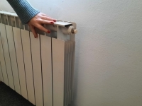 AKO I JESTE ČULI, TREBA STALNO PONAVLJATI: Radijatori će brže zagrijati prostor ako napravite tri jednostavna zadatka