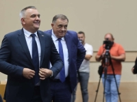 DODIK VAN SEBE: 'Imate ministre, direktore... Gdje je predsjednik Vlade, prije bio ministar... i sada poraz, šta radite'