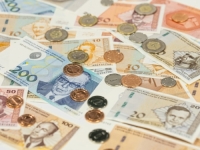 PRIHODI NEKOM RASTU, A NEKOM BAŠ I NE: Najveće povećanje prosječne mjesečne neto plate zabilježeno je u ovim djelatnostima