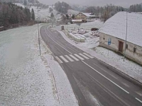 VOZAČI UPOZORENI: Snijeg pravi probleme na cestama, obavezna upotreba i lanaca