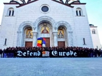 RUMUNSKI NAVIJAČI NE DOLAZE SA DOBRIM NAMJERAMA U ZENICU: Pogledajte kakve su transparente pripremili za večeranju utakmicu, ovo ne smiju unijeti na tribine... (FOTO)