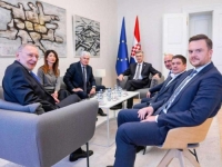 ČOVIĆ U ZAGREBU KOD PLENKOVIĆA: Razgovor o energetici i izbornom zakonu!