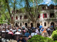 U AUTU POLICAJCA PRONAĐENO 50 KILOGRAMA DROGE: Uhapšen i on i još tri osobe