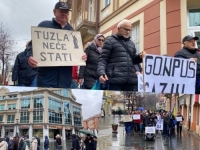 TUZLANSKI PENZIONERI IZAŠLI NA ULICE: Ukazali na težak materijalni položaj, traže veću prosječnu mirovinu za...