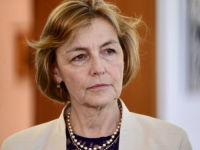 VESNA PUSIĆ OTVORENO: 'Ako Dodik može kupiti skidanje sankcija, onda je sve moguće'