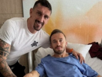 VIŠĆA OPERISAN NAKON STRAVIČNE POVREDE: U bolnici ga posjetio saigrač i reprezentativac Crne Gore