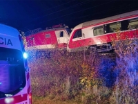 UŽASNI PRIZORI S LICA MJESTA: U sudaru vozova na desetine ozlijeđenih, prebačeni su u bolnicu...