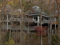 HAOS U AMERICI: Devet ranjenih u pucnjavi na zabavi u iznajmljenoj kući