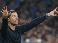 HAOS U SVLAČIONICI REAL MADRIDA: Video je dokaz, pogledajte šta su igrači uradili treneru Xabi Alonsu...