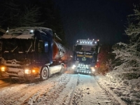 SA PRVIM SNIJEGOM ODMAH PROBLEMI: Zabranjen saobraćaj za teretna vozila preko Romanije