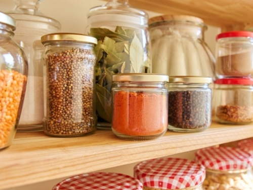 OBAVEZNO PROBATI: Ovu namirnicu svi imamo kod kuće, a mnogi od nas ne znaju da može itekako pojačati okus svakog jela