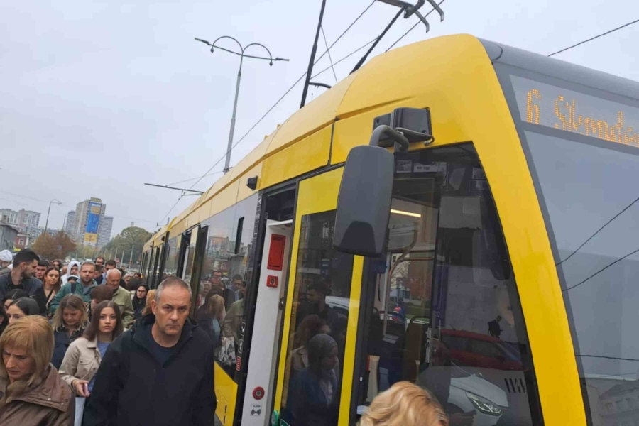 INFO IZ GRASA: Zbog kvara tramvaji voze samo na relaciji Ilidža - Željeznička stanica, a do Baščaršije...