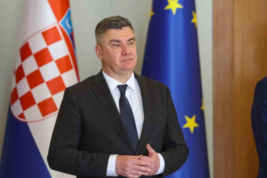 NEOBIČNA ČESTITKA ZORANA MILANOVIĆA: 'Rado bih vam poželio miran i radostan Božić, ALI...!'