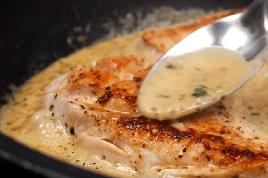 SPECIJALITET NJEMAČKE KUHINJE: Za ručak napravite piletinu s bijelim lukom i iznenadite ukućane...