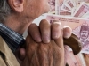 PRAZNICI BEZ BRIGE?: Penzioneri u RS-u dobivaju dvije penzije u decembru