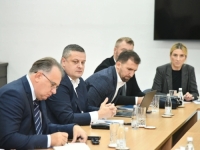 KOME SMETA TREĆI MANDAT, A NE SMETA ČETVRTI I PETI?: UO Zavoda PIO pod lupom!