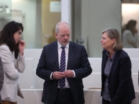 U ORGANIZACIJI BRITANSKE AMBASADE: Predstavljena analiza rodne dimenzije - žene izostavljene iz Dejtonskih pregovora (FOTO)