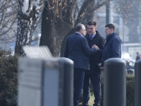 'SB' NA LICU MJESTA: Lideri stranaka stigli na sastanak kod Ginkela... (FOTO)